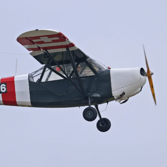 AH2I0873
